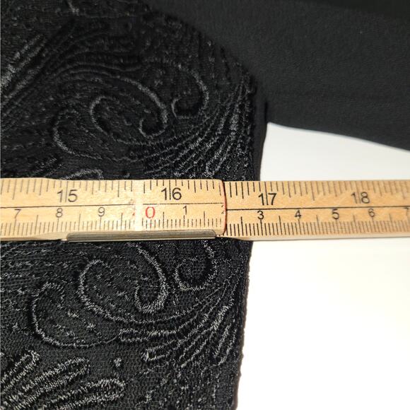 Julibone Womens Size 9 Blouse Black Neutral Career Embroidered Goth Whimsigoth - Picture 9 of 13